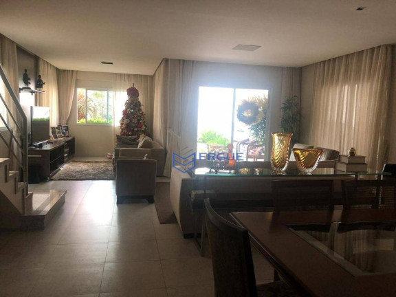 Imagem Casa com 3 Quartos à Venda, 277 m² em Sapiranga - Fortaleza Imagem Casa com 3 Quartos à Venda, 277 m² em Sapiranga - Fortaleza