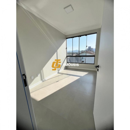 Imagem Sobrado com 2 Quartos à Venda, 110 m² em Santa Regina - Camboriú Imagem Sobrado com 2 Quartos à Venda, 110 m² em Santa Regina - Camboriú