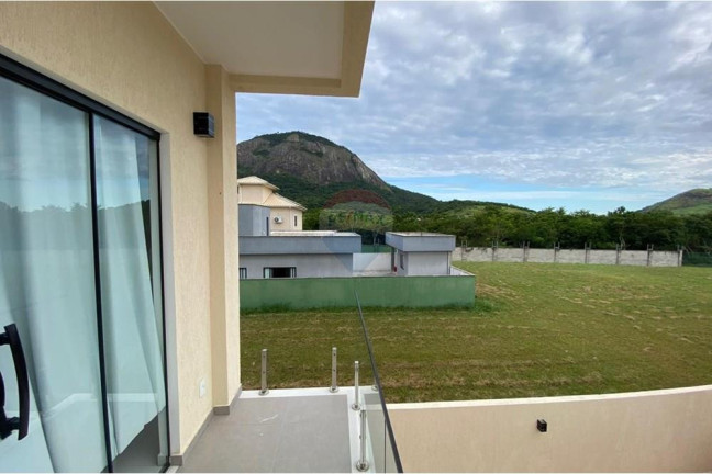 Imagem Casa de Condomínio com 4 Quartos à Venda, 272 m² em Inoa - Maricá Imagem Casa de Condomínio com 4 Quartos à Venda, 272 m² em Inoa - Maricá