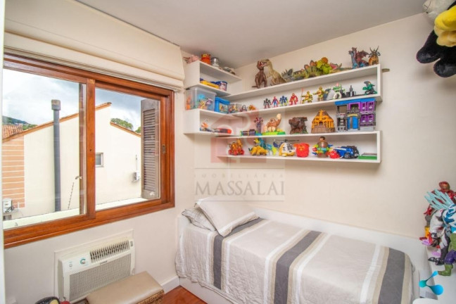 Imagem Casa com 3 Quartos à Venda, 200 m² em Partenon - Porto Alegre Imagem Casa com 3 Quartos à Venda, 200 m² em Partenon - Porto Alegre