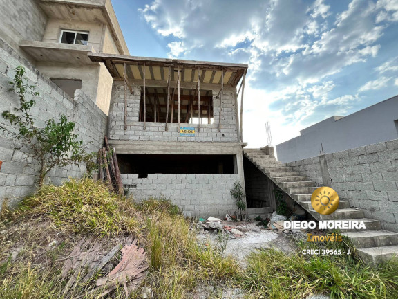 Casa com 3 Quartos à Venda, 140 m² em Terra Preta - Mairiporã