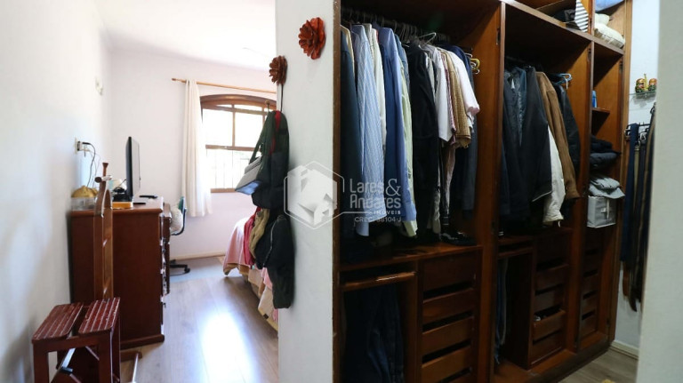 Imagem Casa com 3 Quartos à Venda, 207 m² em Vila Marari - São Paulo Imagem Casa com 3 Quartos à Venda, 207 m² em Vila Marari - São Paulo