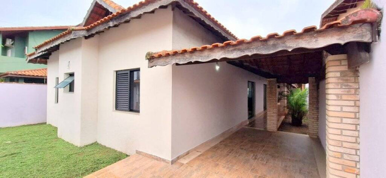 Imagem Casa com 4 Quartos à Venda, 360 m² em Jardim Beira Mar - Peruíbe