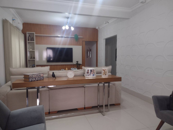 Imagem Sobrado com 3 Quartos à Venda, 314 m² em Anápolis City - Anápolis