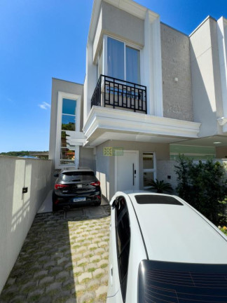 Sobrado com 2 Quartos à Venda, 90 m² em Centro - Bombinhas