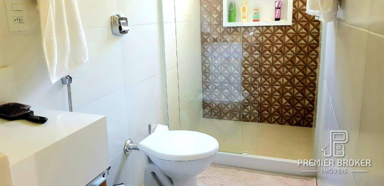 Imagem Casa com 3 Quartos à Venda, 250 m² em Sebastiana - Teresópolis