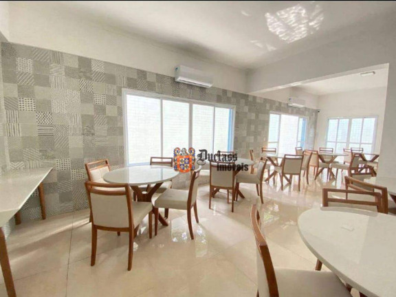 Imagem Apartamento com 2 Quartos à Venda, 67 m² em Macuco - Santos