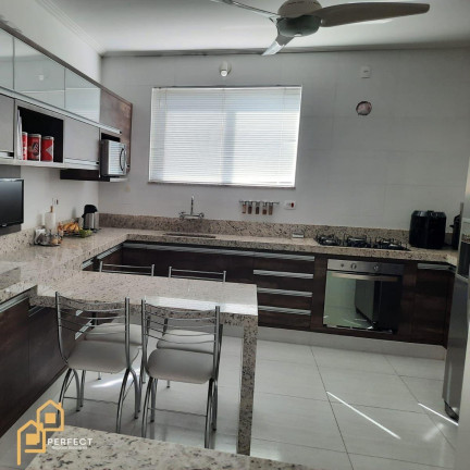 Imagem Casa com 3 Quartos para Alugar, 250 m² em Centro - Tremembé