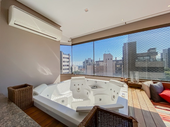 Imagem Apartamento com 3 Quartos à Venda, 250 m² em Auxiliadora - Porto Alegre