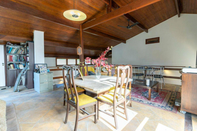 Imagem Casa com 3 Quartos à Venda, 300 m² em Itaipu - Niterói Imagem Casa com 3 Quartos à Venda, 300 m² em Itaipu - Niterói