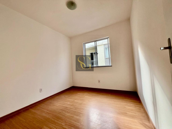 Imagem Apartamento com 2 Quartos à Venda, 50 m² em Pimenteiras - Teresópolis