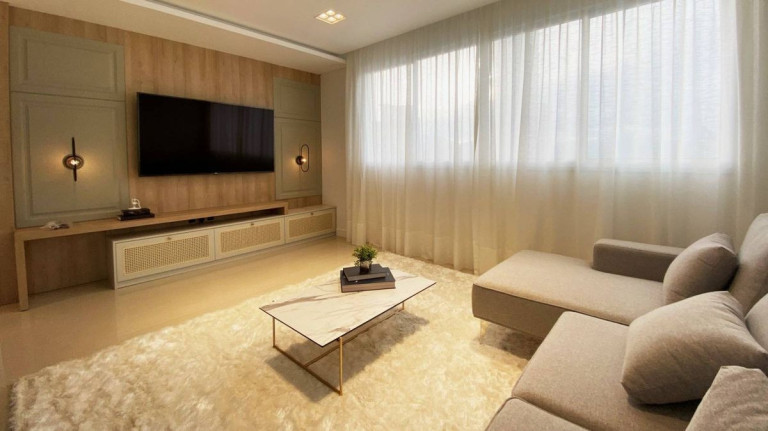 Imagem Cobertura com 4 Quartos à Venda, 240 m² em Centro - Balneário Camboriú