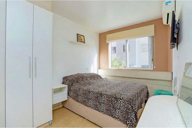 Imagem Apartamento com 2 Quartos à Venda, 56 m² em Camaquã - Porto Alegre Imagem Apartamento com 2 Quartos à Venda, 56 m² em Camaquã - Porto Alegre
