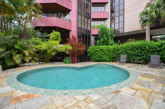 Apartamento com 3 Quartos à Venda, 200 m² em Panamby - São Paulo