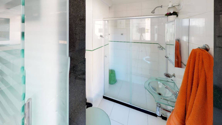 Imagem Apartamento com 3 Quartos à Venda, em Copacabana - Rio De Janeiro Imagem Apartamento com 3 Quartos à Venda, em Copacabana - Rio De Janeiro