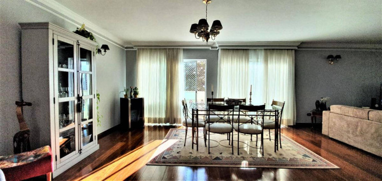Imagem Apartamento com 3 Quartos à Venda, 200 m² em São Paulo