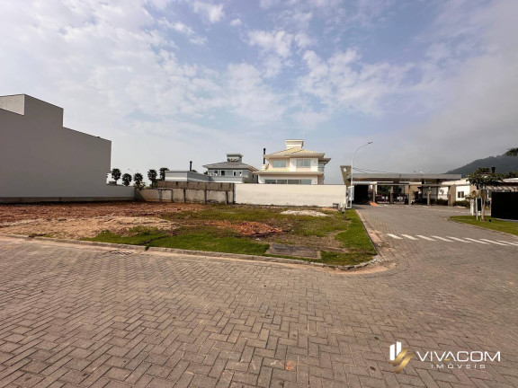 Imagem Terreno à Venda, 150 m² em Biguaçu Imagem Terreno à Venda, 150 m² em Biguaçu