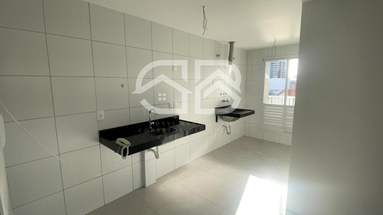 Imagem Apartamento com 2 Quartos à Venda, 90 m² em Guararapes - Fortaleza