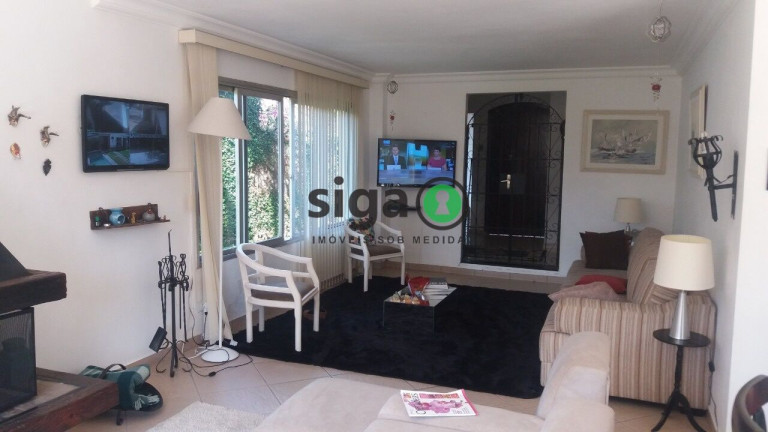 Imagem Casa com 4 Quartos à Venda ou Locação, 258 m² em Interlagos - São Paulo Imagem Casa com 4 Quartos à Venda ou Locação, 258 m² em Interlagos - São Paulo