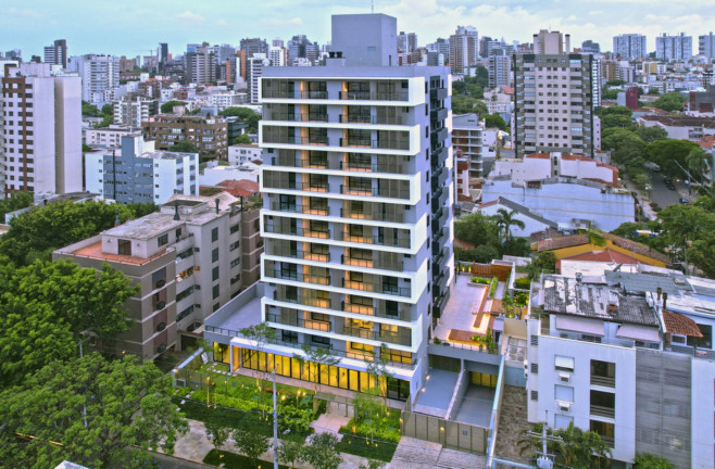 Imagem Imóvel com 2 Quartos à Venda, 182 m² em Petrópolis - Porto Alegre Imagem Imóvel com 2 Quartos à Venda, 182 m² em Petrópolis - Porto Alegre