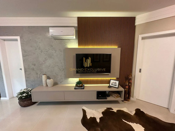 Imagem Apartamento com 3 Quartos à Venda, 119 m² em Centro - Balneário Camboriú