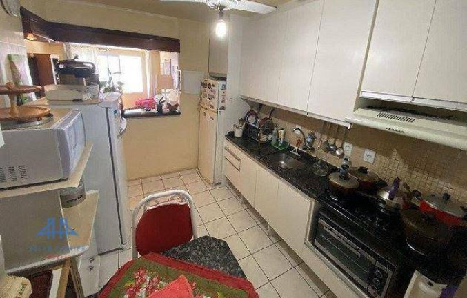 Imagem Apartamento com 3 Quartos à Venda, 83 m² em Centro - Florianópolis Imagem Apartamento com 3 Quartos à Venda, 83 m² em Centro - Florianópolis