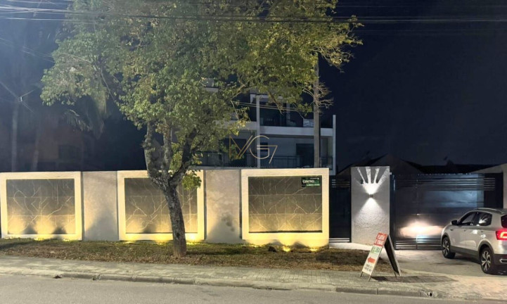 Imagem Casa com 3 Quartos à Venda, 160 m² em Pilarzinho - Curitiba