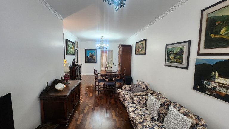 Imagem Apartamento com 3 Quartos à Venda, 136 m² em José Menino - Santos