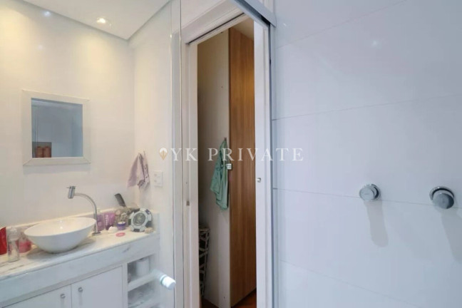 Imagem Cobertura com 3 Quartos à Venda, 216 m² em Vila Romana - São Paulo