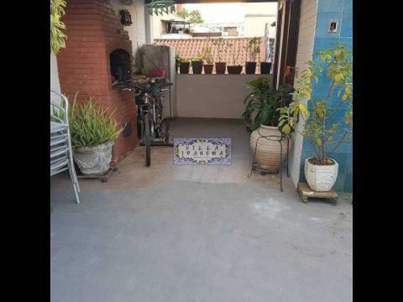 Imagem Casa de Vila com 4 Quartos à Venda, 180 m² em Tijuca - Rio De Janeiro