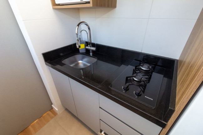 Imagem Apartamento com 1 Quarto à Venda, 19 m² em água Verde - Curitiba