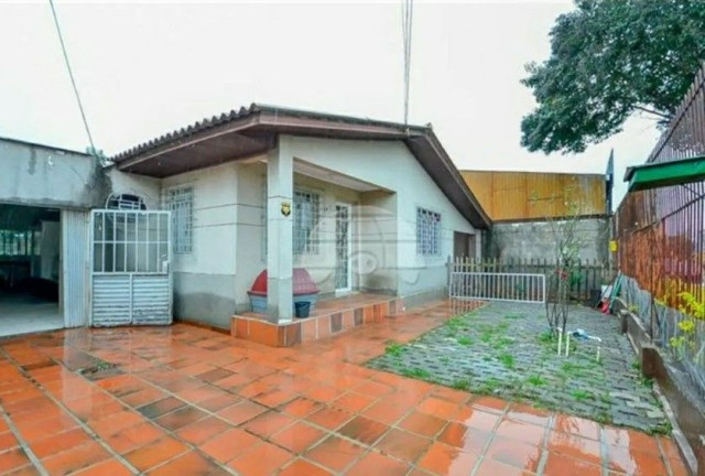 Casa com 3 Quartos à Venda, 180 m² em Parolin - Curitiba