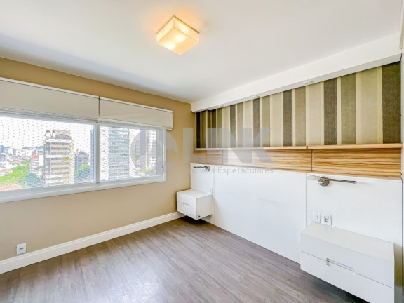 Imagem Apartamento com 3 Quartos à Venda, 137 m² em Auxiliadora - Porto Alegre