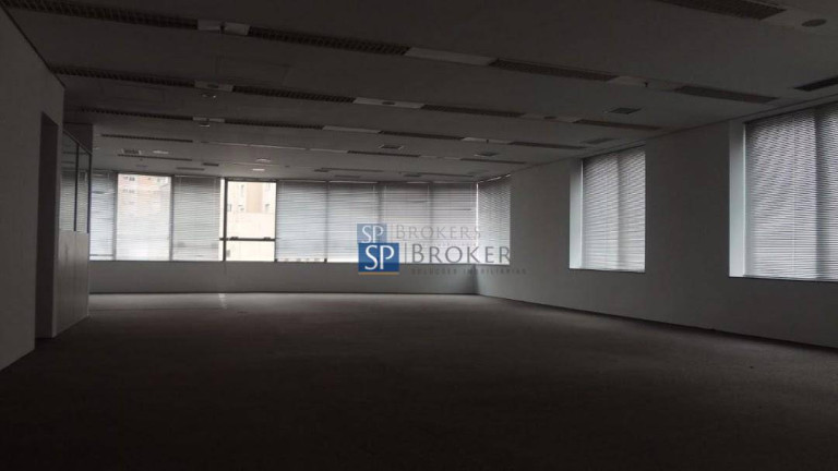 Imagem Sala Comercial à Venda ou Locação, 180 m² em Itaim Bibi - São Paulo Imagem Sala Comercial à Venda ou Locação, 180 m² em Itaim Bibi - São Paulo