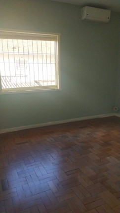 Imagem Sobrado com 3 Quartos à Venda, 300 m² em Butantã - São Paulo Imagem Sobrado com 3 Quartos à Venda, 300 m² em Butantã - São Paulo