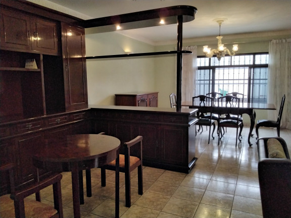 Imagem Casa com 3 Quartos à Venda, 220 m² em Vila Moinho Velho - São Paulo
