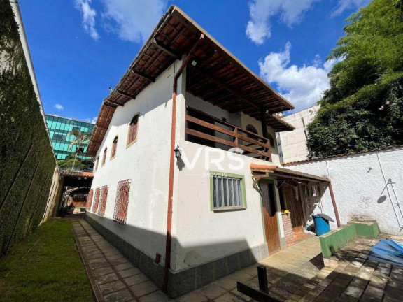 Imagem Casa com 6 Quartos à Venda ou Locação, 288 m² em Várzea - Teresópolis Imagem Casa com 6 Quartos à Venda ou Locação, 288 m² em Várzea - Teresópolis