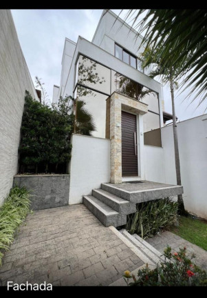 Casa à Venda, 310 m² em Pedra Branca - Palhoça