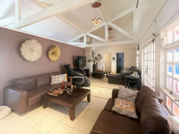 Imagem Casa com 4 Quartos à Venda, 600 m² em Parque Dom Henrique - Cotia Imagem Casa com 4 Quartos à Venda, 600 m² em Parque Dom Henrique - Cotia
