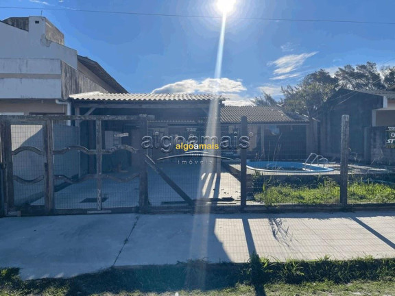 Casa com 3 Quartos à Venda, 97 m² em Centro - Xangri-lá