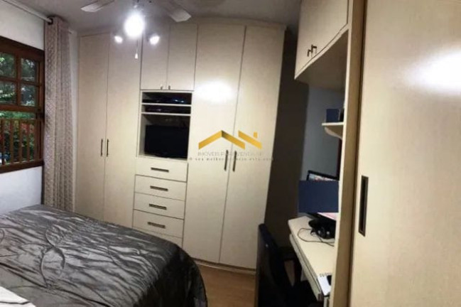 Imagem Casa com 3 Quartos à Venda, 159 m² em Campo Limpo - São Paulo Imagem Casa com 3 Quartos à Venda, 159 m² em Campo Limpo - São Paulo