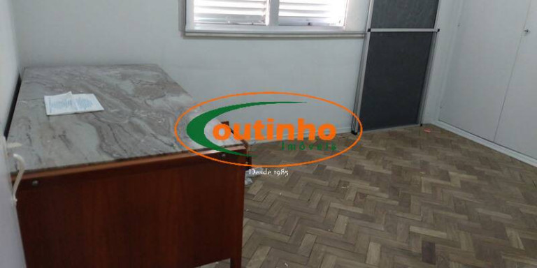 Imagem Apartamento com 3 Quartos à Venda, 130 m² em Tijuca - Rio De Janeiro Imagem Apartamento com 3 Quartos à Venda, 130 m² em Tijuca - Rio De Janeiro