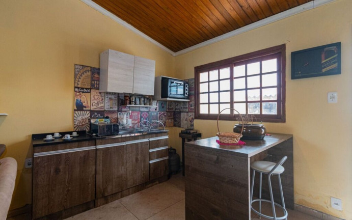 Imagem Imóvel com 5 Quartos à Venda, em Menino Deus - Porto Alegre Imagem Imóvel com 5 Quartos à Venda, em Menino Deus - Porto Alegre