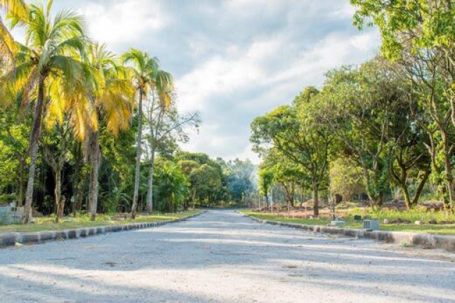 Imagem Terreno à Venda, em Campo Grande - Rio De Janeiro Imagem Terreno à Venda, em Campo Grande - Rio De Janeiro