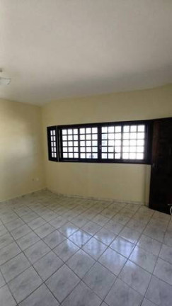 Imagem Casa com 1 Quarto à Venda, 250 m² em Parque São Luís - Taubaté Imagem Casa com 1 Quarto à Venda, 250 m² em Parque São Luís - Taubaté