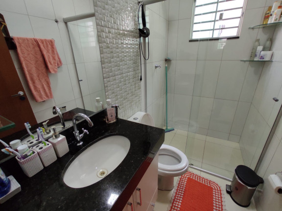 Imagem Casa com 3 Quartos à Venda, 130 m² em Oriente Ville - Goiania Imagem Casa com 3 Quartos à Venda, 130 m² em Oriente Ville - Goiania