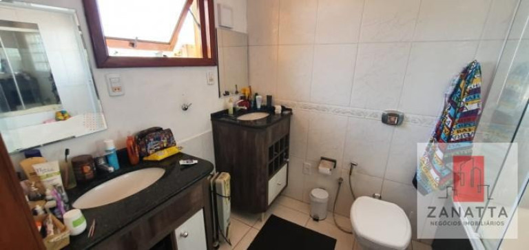 Imagem Casa com 5 Quartos à Venda,  em Igara - Canoas