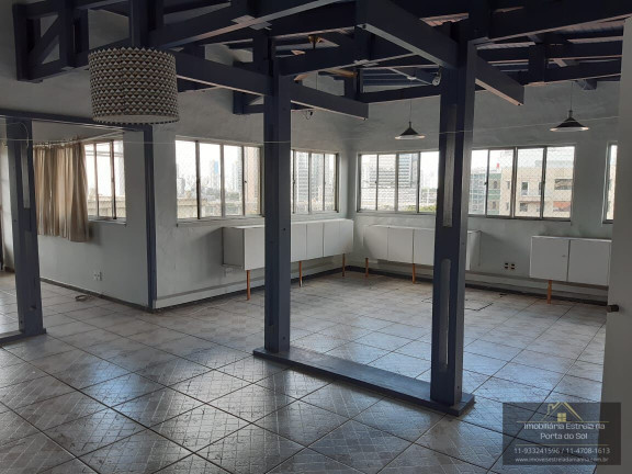 Imagem Sobrado com 4 Quartos para Alugar, 556 m² em Vila Tramontano - São Paulo