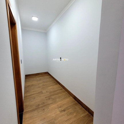 Imagem Casa com 3 Quartos à Venda, 157 m²
