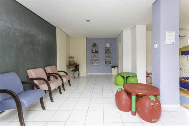 Imagem Imóvel com 2 Quartos à Venda, em São Sebastião - Porto Alegre Imagem Imóvel com 2 Quartos à Venda, em São Sebastião - Porto Alegre